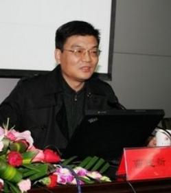 曹建新    主任医师,教授常州市第一人民医院消化科主任医师,美国